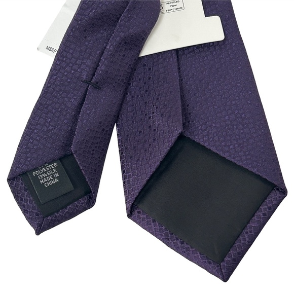Calvin Klein Silk Blend Necktie Tie Geometric Textured Eggplant - Picture 4 of 7